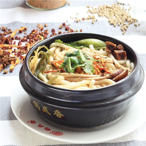 吃正宗土豆粉認準鍋底香品牌